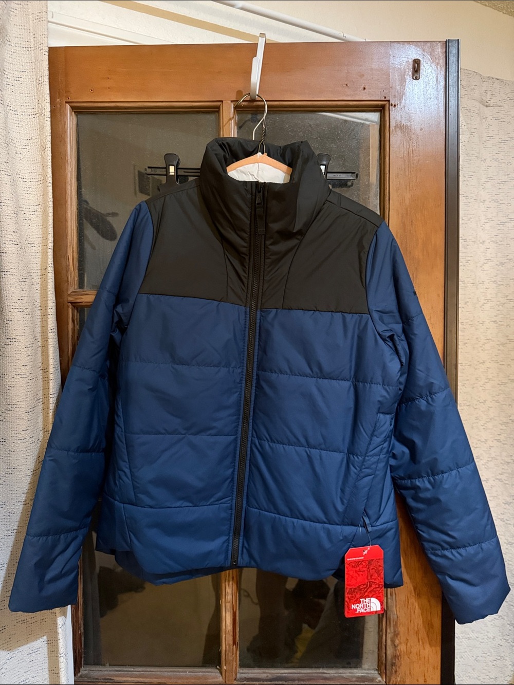 The North Face Men's Navy Blue and Black Quilted Puffer Jacket